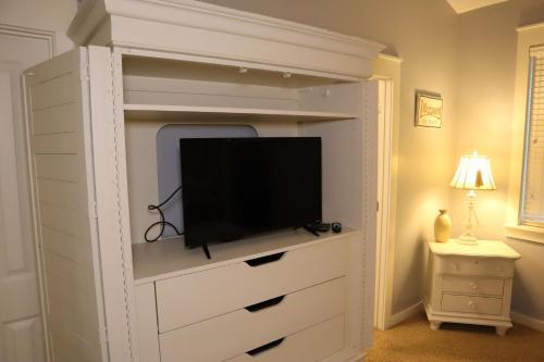 1380 Laurel Grove Home