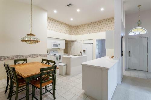 Serene & Attractive 3br Pool