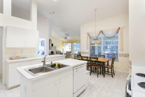 Serene & Attractive 3br Pool