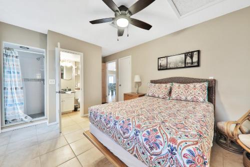 Sunrise Beach Retreat