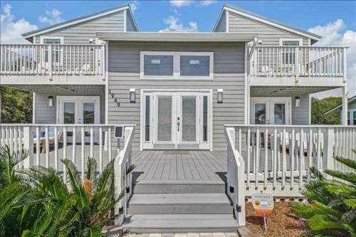 3949 S Fletcher