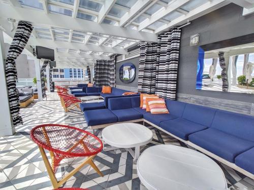 Modern Luxury Beach Hotel 1 Bedroom Corner With Views 901