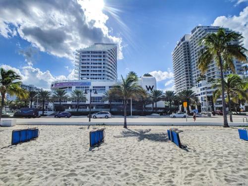 Modern Luxury Beach Hotel 1 Bedroom Corner With Views 901