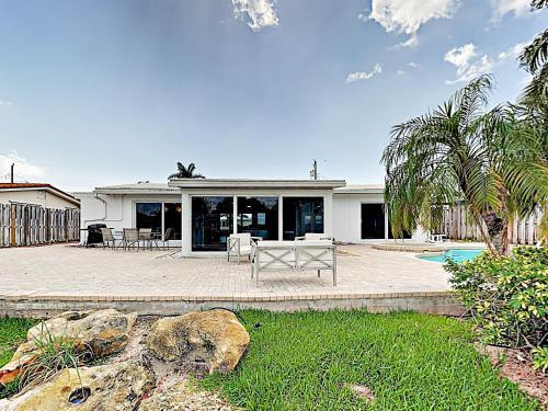 New Listing! Canal-front With Private Pool & Hot Tub Home