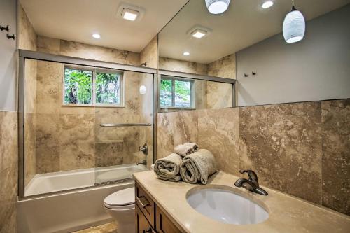 Ground-level Wilton Manors Home With Outdoor Oasis!