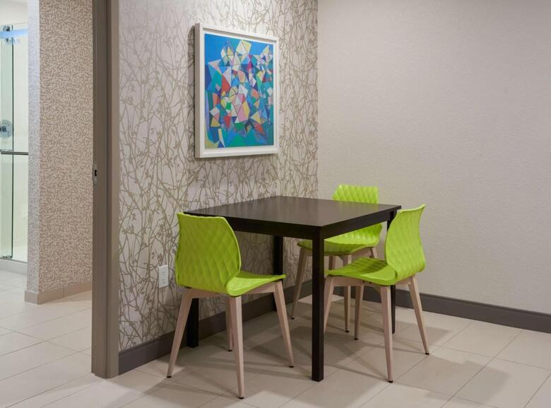 Hotel Home2 Suites By Hilton Ft. Lauderdale Downtown, Fl