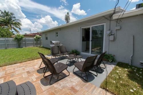 Dania Beach Beauty 3br With Hot Tub