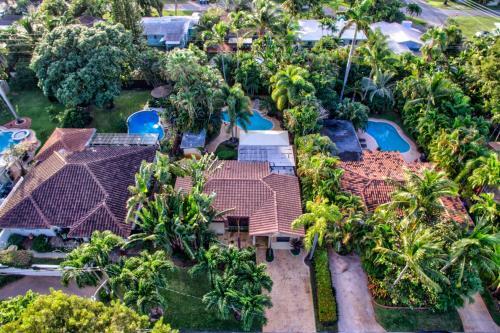 Tropical Hideaway