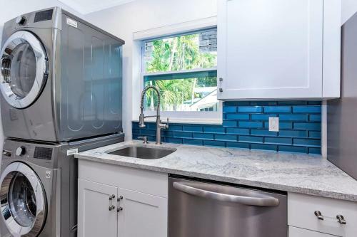 Relaxing Hideaway House- 1.5 Miles To Las Olas & Beach