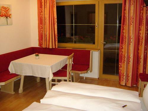 Hostal Pension Gasser
