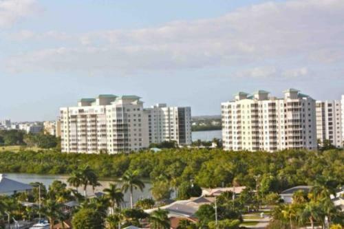 Waterside Condo By Ipg Florida