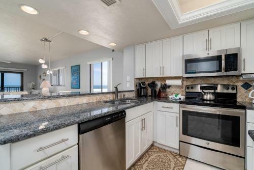 Carlos Pointe Beach Club By Coastal Vacation Properties