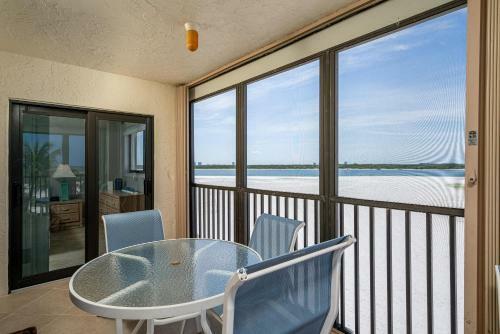 Carlos Pointe Beach Club By Coastal Vacation Properties