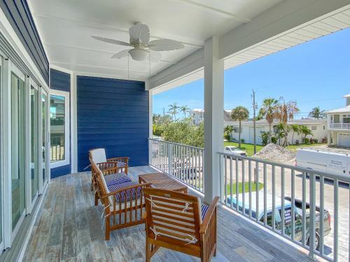 Beautiful New Construction Luxury Home, Close To The Beach!
