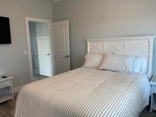 Beautiful New Construction Luxury Home, Close To The Beach!