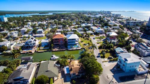 Beautiful New Construction Luxury Home, Close To The Beach!