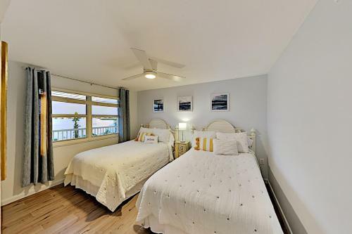 Apartamento Top-floor Beach Condo With Pools & Private Lanai Condo