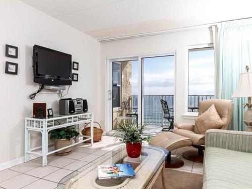 Island Echos 7th Floor Condos