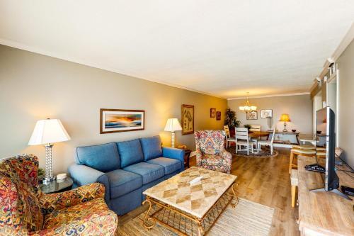 Island Echos 7th Floor Condos