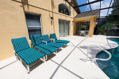 Gated Country Club Private Pool Home! Home