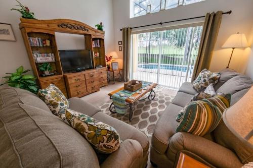 Gated Country Club Private Pool Home! Home