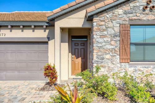 172 Balmoral