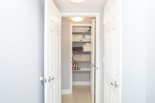 Cozy 1 Bedroom Apartment Close To The Beach