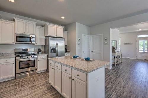 Coastal Port St Joe Getaway About Walk To Beach!