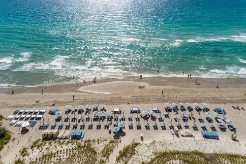 Apartamento Brand New Premium Two Bedroom Condo, Beach Side