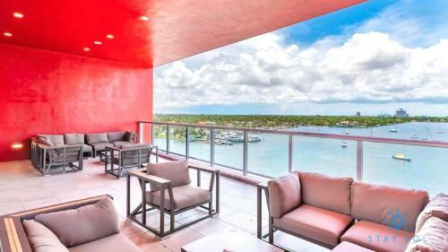 Beachfront Condo Resort- Rooftop Pool