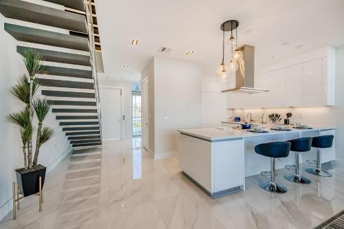 Villa Quint Collection #3