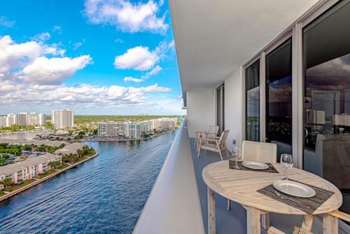 Apartamento 5 Stars Luxury 1br -front Intracoastal View