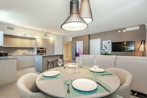 Apartamento 5 Startsamenities Luxury 2br. Front Ocean & Bay View