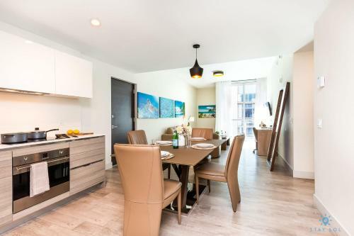 Beachfront Condo Rs - Rooftop Pool