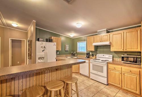 Homosassa House With Fire Pit Less Than 2 Miles To River!
