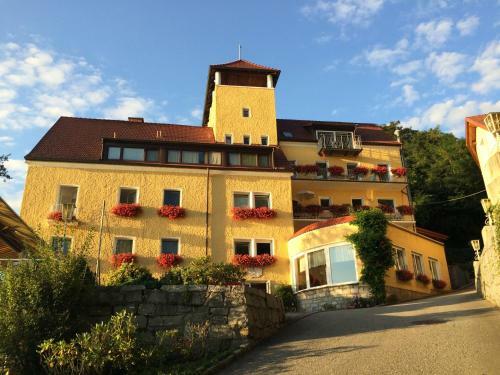 Hotel-restaurant Faustschl�ssl