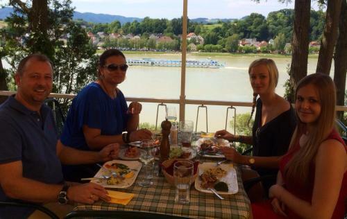 Hotel-restaurant Faustschl�ssl