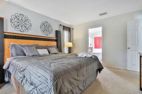 Sunshine Daydream Villa