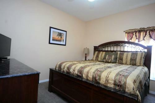Luxury 7 Bedroom 5.5 Bath In Cumbrian Lake Resort