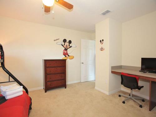Kissimmee Villa Sleeps 10 Pool Air Con Wifi