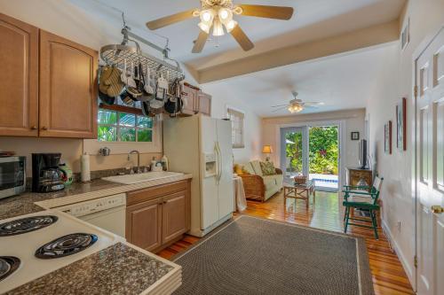Petronia Cottage