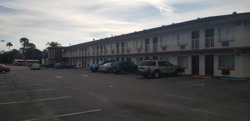 Central Motel