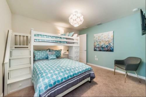 Elegant 8 Bedroom 5.5 Bath Pool Home In Windsor At Westside