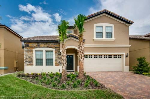 Stay Door Steps From Disney In de Leon Pool Retreat