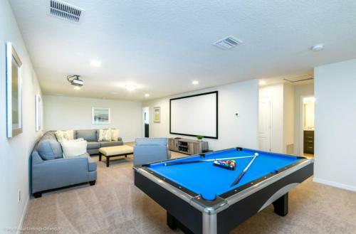 Stay Door Steps From Disney In de Leon Pool Retreat