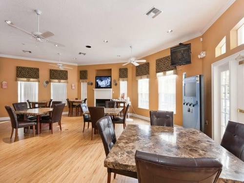 Emerald Oasis Townhouse