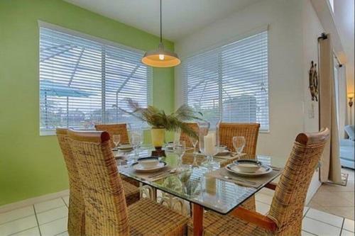 Blaue Horizon Court Home #259818 Home