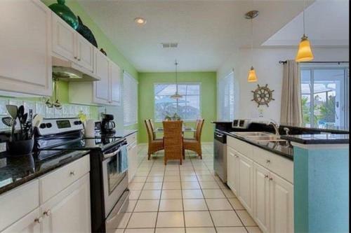 Blaue Horizon Court Home #259818 Home