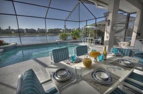 Blaue Horizon Court Home #259818 Home