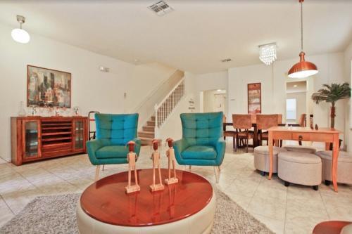 Las Fuentes Drive House #267163 Home